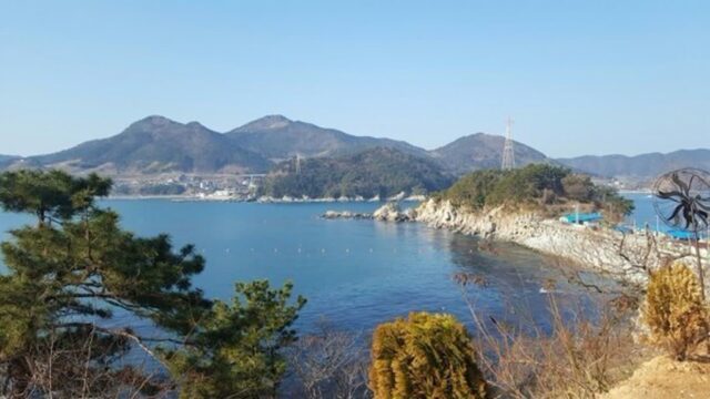 이수도에서 만나는 아름다운 해변과 고요한 자연