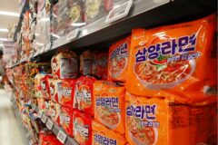 “36년 왕좌가 무너졌다” … 농심 제치고, 세계를 뒤흔든 韓 기업의 ‘정체’