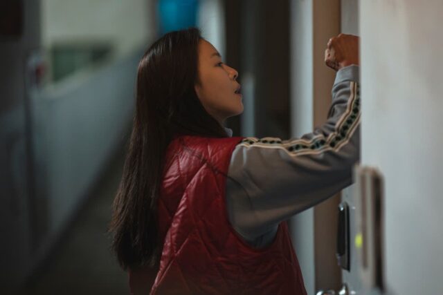 [리뷰: 포테이토 지수: 78%] ‘백수아파트’, 백수가 층간 소음 추적하는 까닭은