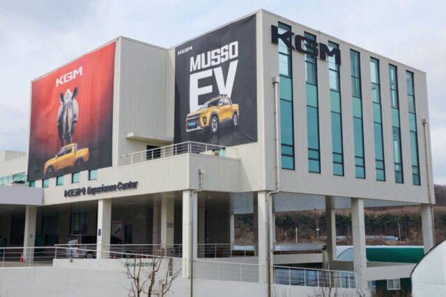 KGM, ‘익스피리언스 센터 강남’ 개관···무쏘 EV 전시관 마련