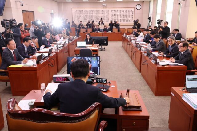 명태균 특검법·상법 법사위 통과…여야 ‘강대강’ 대치 계속