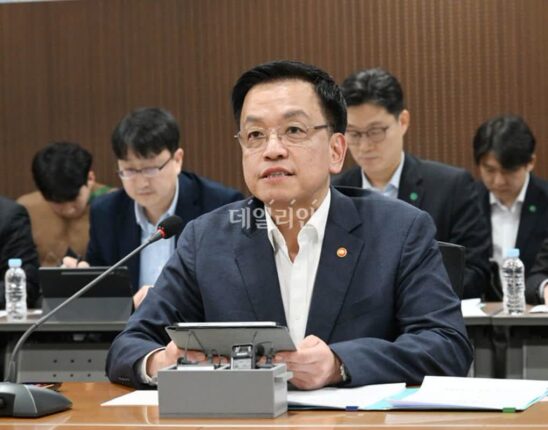 최상목 대행 “국정협의회 일방적 취소 유감 빠른 시일 내 논의하길”