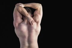 어깨 비대칭 교정법, 좌우 높이 1cm 이상 차이 난다면?