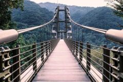 “구름다리 건너 별 관측까지”… 숨은 매력을 발견하는 인기 도보 여행 코스