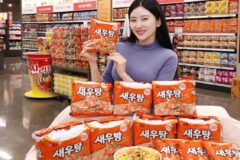 “20년 만에 봉지면으로”…홈플러스, ‘농심 새우탕면’ 단독 판매