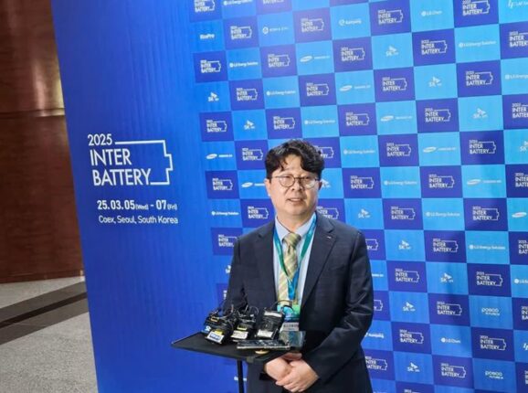 [인터배터리 2025] 엄기천 포스코퓨처엠 사장 “양극재 출하량 확대…캐즘 내년 이후 끝날 것”