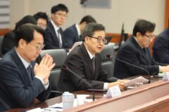 김동연 “기아 2조2000억 투자유치… ‘경제대연정’ ‘수출안전판 구축’응답 촉구”