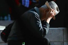 “집 한 채 위해 노후 포기”… 노년층, 막막한 미래에 ‘한숨’