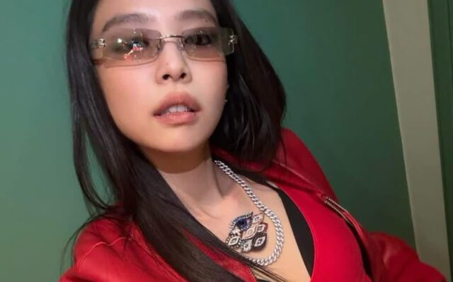 예쁜 게 죄니? 제니의 주얼리는 누가 만들었을까