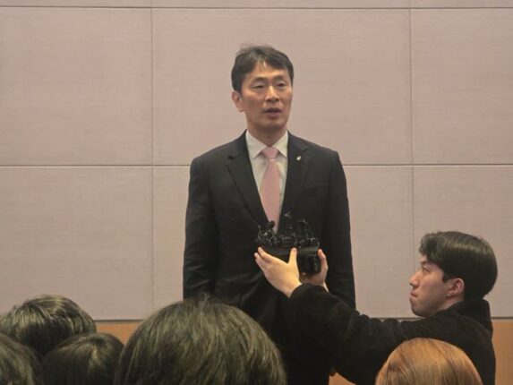 이복현 “상법 개정안 재의요구권 행사, 직을 걸고 반대할 것”