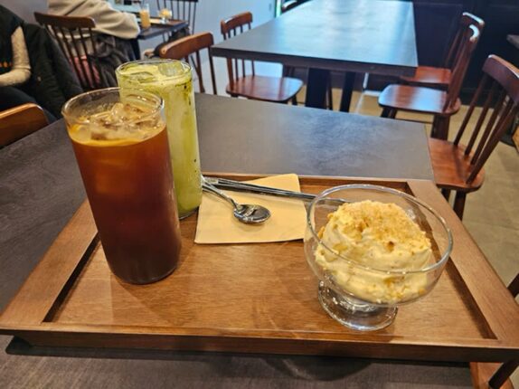 마곡 카페 바나나푸딩과 커피가 맛있는 디프 커피