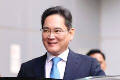 위기 찾아오자 “회장님이 직접 칼 뽑았다”… ‘122조’ 시장 건 삼성의 ‘승부수’