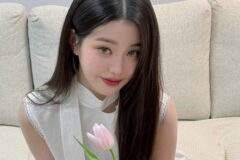 장원영이 컬러 하나로 간절기 패션 종결하는 법