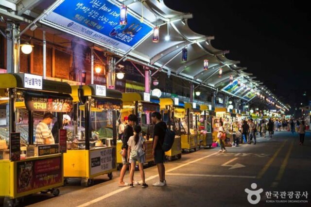 “현지인이 먼저 찾는 김밥부터 갈비찜까지”…대구 서문시장 숨은 맛집 어디?
