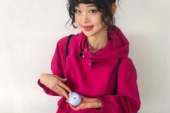 잘 꾸미는 언니들은 가방에 이 키링을 달아