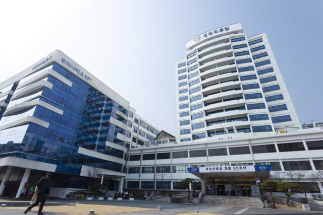 경희대학교병원, 최첨단 로봇수술 장비 ‘다빈치 SP’ 도입