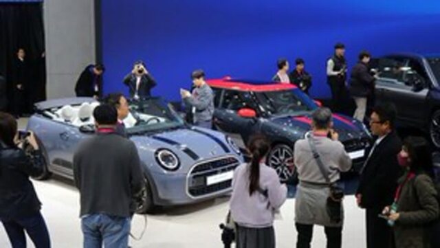 ‘2025서울모빌리티쇼’ 포르쉐, 벤츠, BMW 등 역대 최대 규모