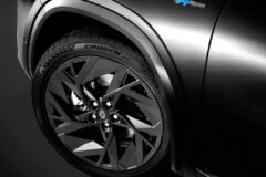 999대 한정 SUV “드디어 공개” … 올 블랙 디자인 자태에 쏟아지는 ‘감탄’