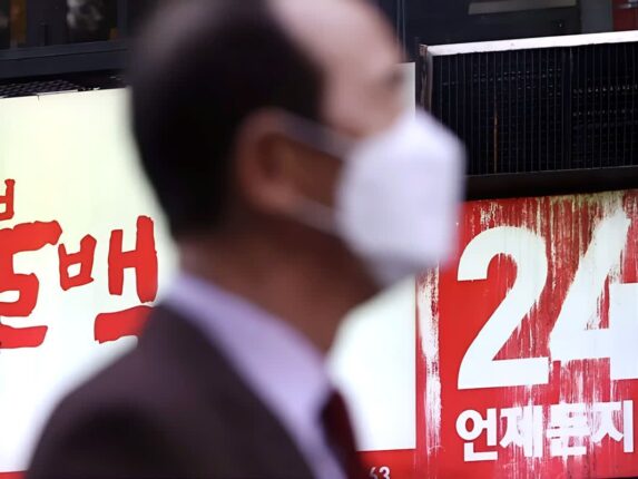 서민 경제 살린다더니 “뒤통수 맞았다”… 550만 명 서민들, 벼랑 끝에서 ‘한숨’
