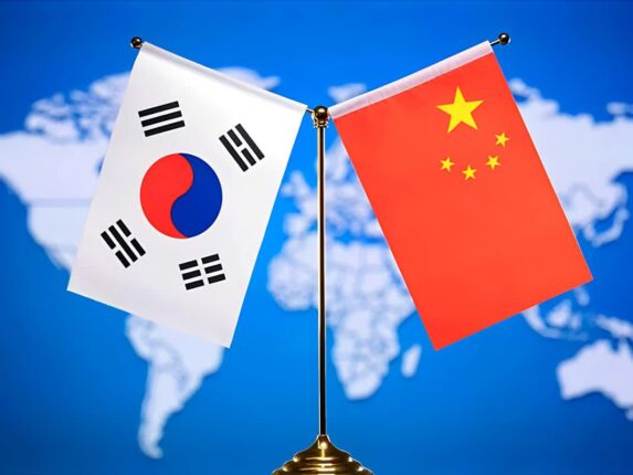 “우리나라가 중국처럼 바뀐다”… 5만 명 반대했지만 결국 일상 속으로 스며든 ‘이것’