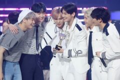 아스트로의 단독 콘서트에 합류한 의외의 인물