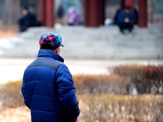 연금 덕에 겨우 먹고사는데 “이마저도 못 받는다고?”… 국회 발표에 고령층 ‘이럴 수가’