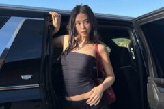 제니의 코첼라 무대 밖 티셔츠에 반바지 패션 따라 입는 법
