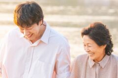 ‘천국보다 아름다운’와 ‘눈이 부시게’의 평행…얼마나 같고 다를까