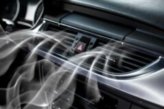 차에 에어컨 틀 날 다가왔는데 냄새난다면? ‘이것’ 확인해야…