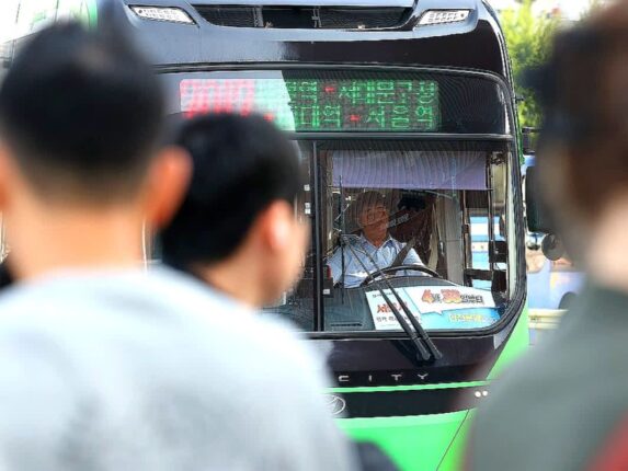 “앞으로 출퇴근길 어떡해요”… 일상 덮친 ‘뜻밖의 상황’에 서민들 ‘발 동동’