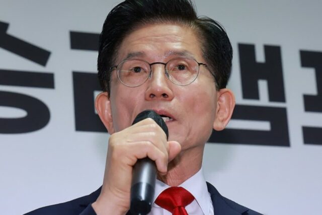 “정당한 대통령 후보인 나를” .. 긴급 기자회견 김문수, 법적 분쟁까지 언급