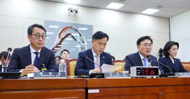 과기정통부 “피해 우려 SKT 서버 3만3000대… 세 차례 조사 완료”