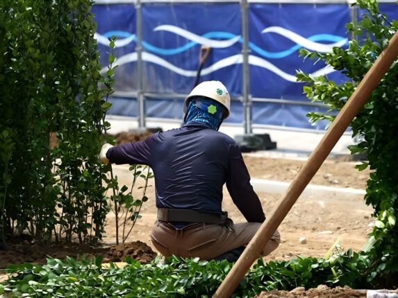 IMF보다 무서운 현실에 “집에는 뭐라고 말하죠”… 30년 경력 날린 아빠들 ‘절망’