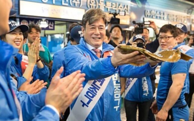 장미 대선 레이스 시작! 대한민국 선거 다룬 영화 3