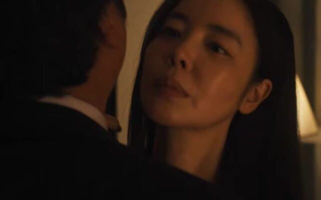 김규리가 험한 것을 삼켰다?! 오컬트 영화 ‘신명’ 개봉 정보