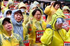 안전하다고 했는데 “1조 원이 사라졌다?”… 노후자금 ‘대참사’ 일어나자 5060 ‘공포’