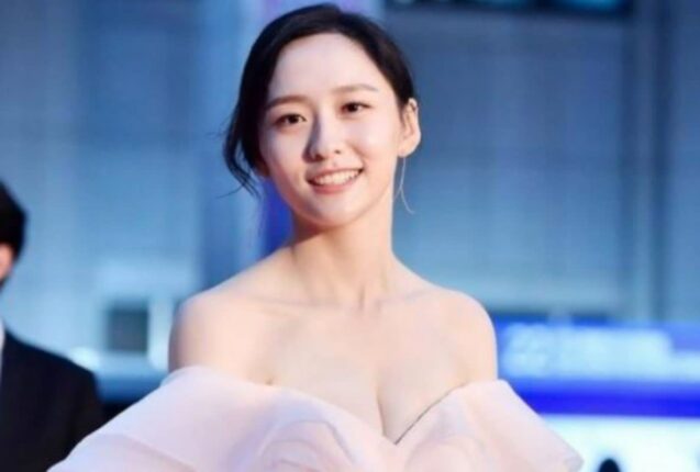 맨날 간식 먹다 자는데 가슴에만 살찐다는 여배우