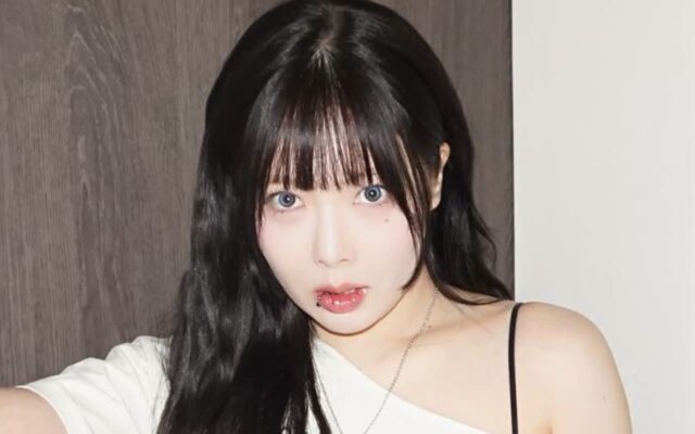 다시 손바닥 만한 옷 입고 싶다는 현아의 요즘 최애 운동