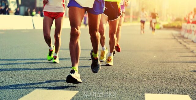 한국인 러너들이 가장 참여하고 싶은 꿈의 마라톤 대회는? 보스톤 ·뉴욕 마라톤
