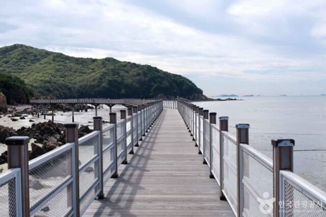 해변과 산, 체험 명소까지 두루 갖춘 무의도 여행