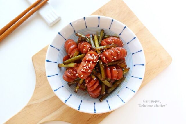 소세지야채볶음 밥반찬 술안주 쏘야 소세지마늘종볶음 레시피