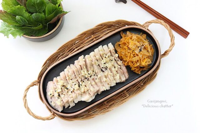 항정살수육 만드는 법 무수분수육 레시피 쫄깃 촉촉한 통항정살요리