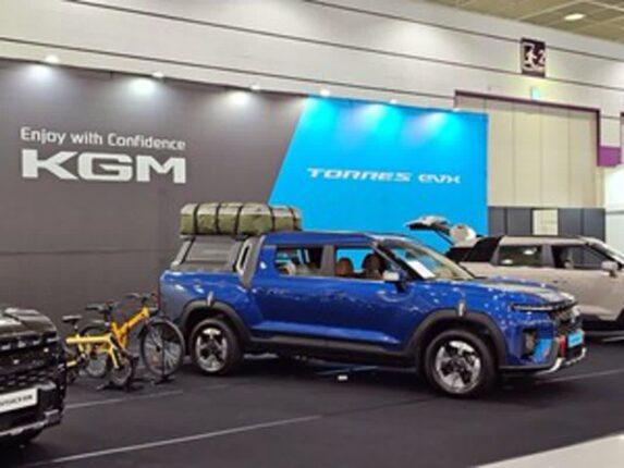 “무쏘 EV 시승까지 가능!” KGM, EV 트렌드 코리아 2025 참가… 미래 전기 픽업의 방향 제시