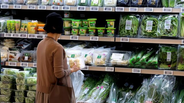 “김밥 한 줄도 사치”… 무섭게 폭등하는 물가, 상상도 못한 ‘이유’ 밝혀지자 ‘설마’