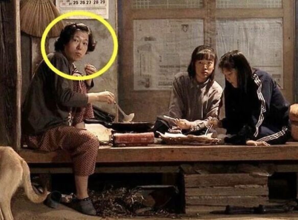 대배우 윤여정에게 제대로 ‘찍힌’ 여배우의 반전 정체