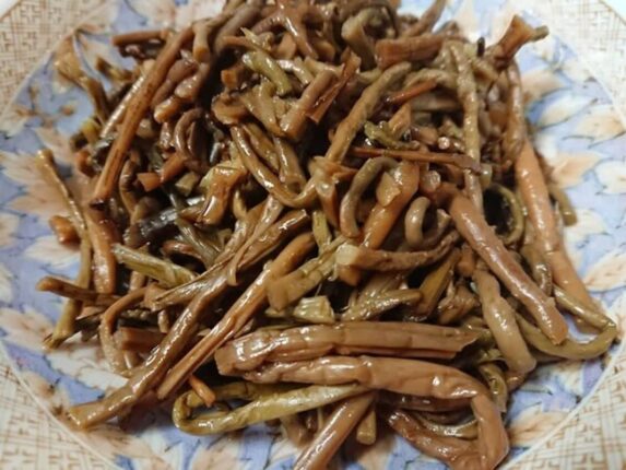 암에 걸리지 않으려면 “이 나물”은 무조건 피하세요