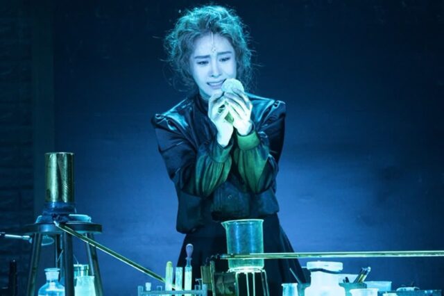 옥주현, ‘마리 퀴리’로 돌아왔다…K-뮤지컬의 자부심 되살린다