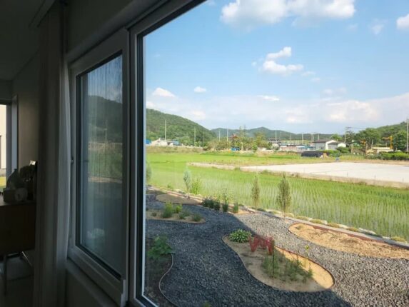 이게 한국 집이라고..? 다들 ‘펜션 아니냐’고 난리난리예요!