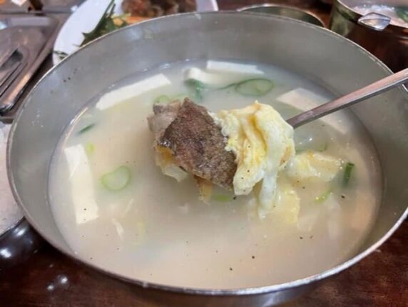 단백질 미네랄까지 보충됩니다. “북엇국”에 꼭 넣어야되는 재료 1순위