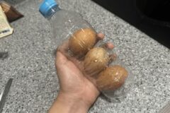 페트병에 ”계란”을 넣어 보관해보세요, 절대 안깨지게 됩니다.